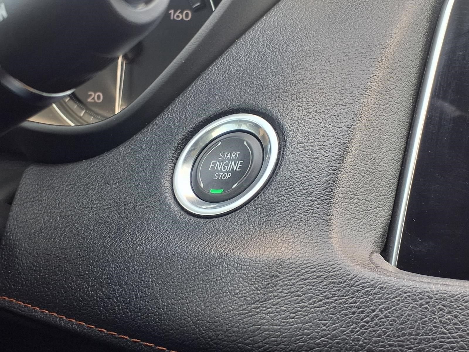 2020 Cadillac XT4 AWD Premium Luxury
