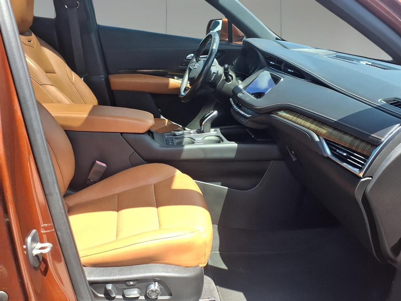 2020 Cadillac XT4 AWD Premium Luxury