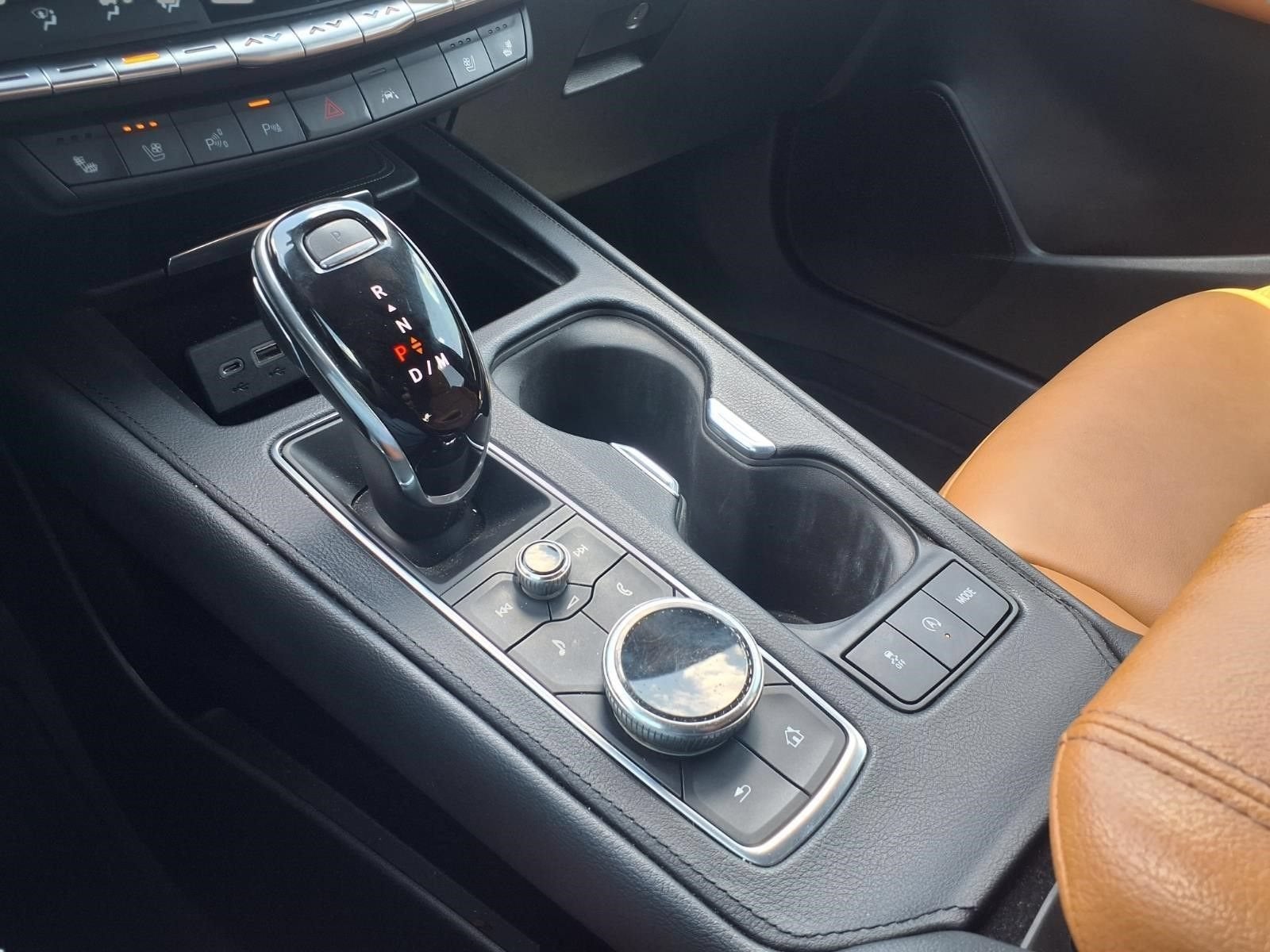 2020 Cadillac XT4 AWD Premium Luxury
