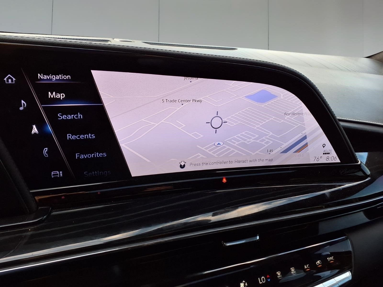 2024 Cadillac XT4 Sport