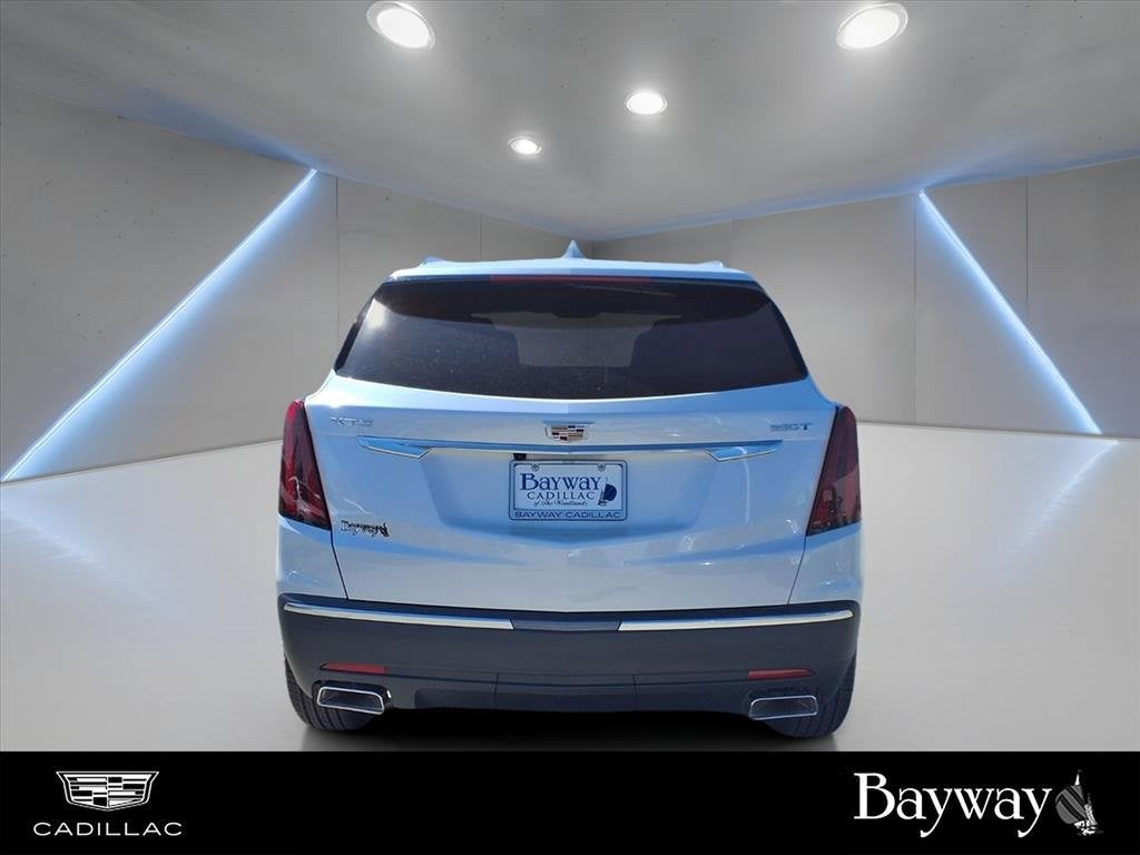 2025 Cadillac XT5 Luxury