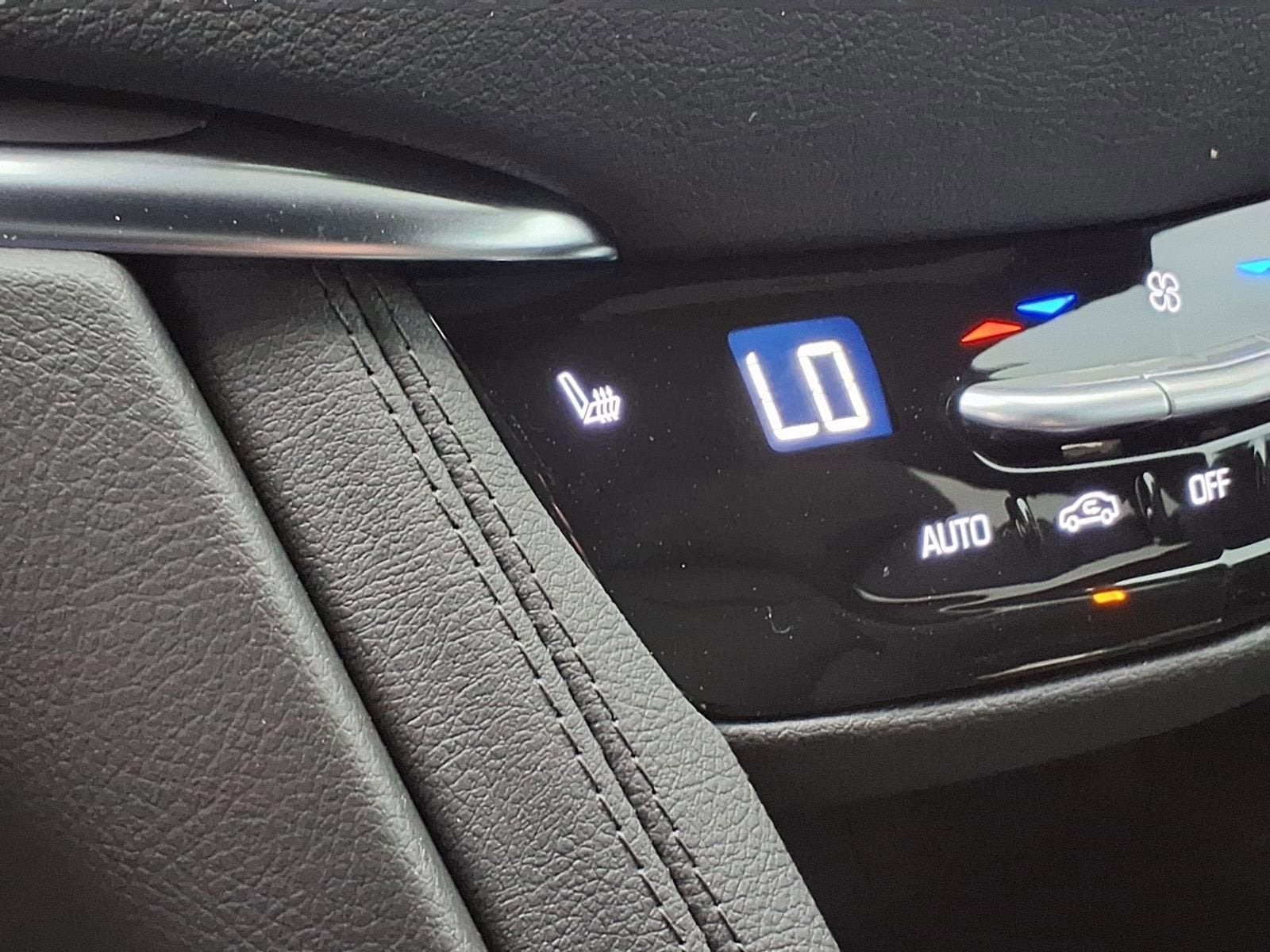 2026 Cadillac XT5 Luxury