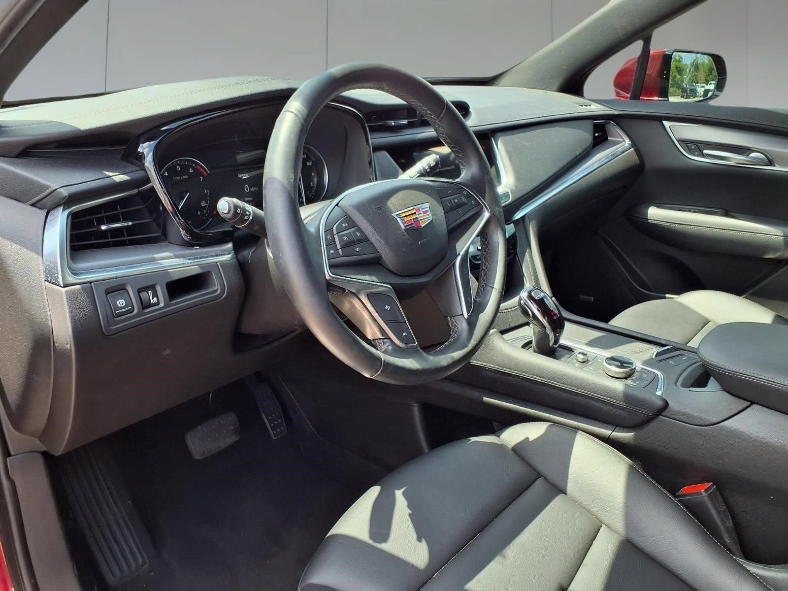 2024 Cadillac XT5 Luxury