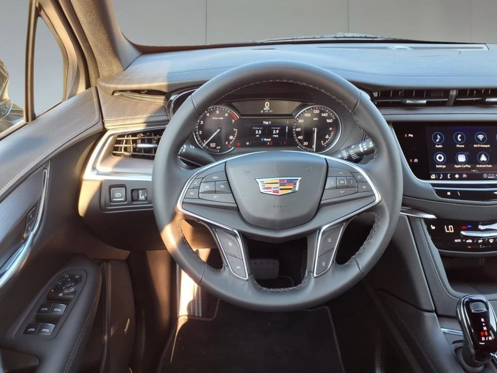 2025 Cadillac XT5 Luxury