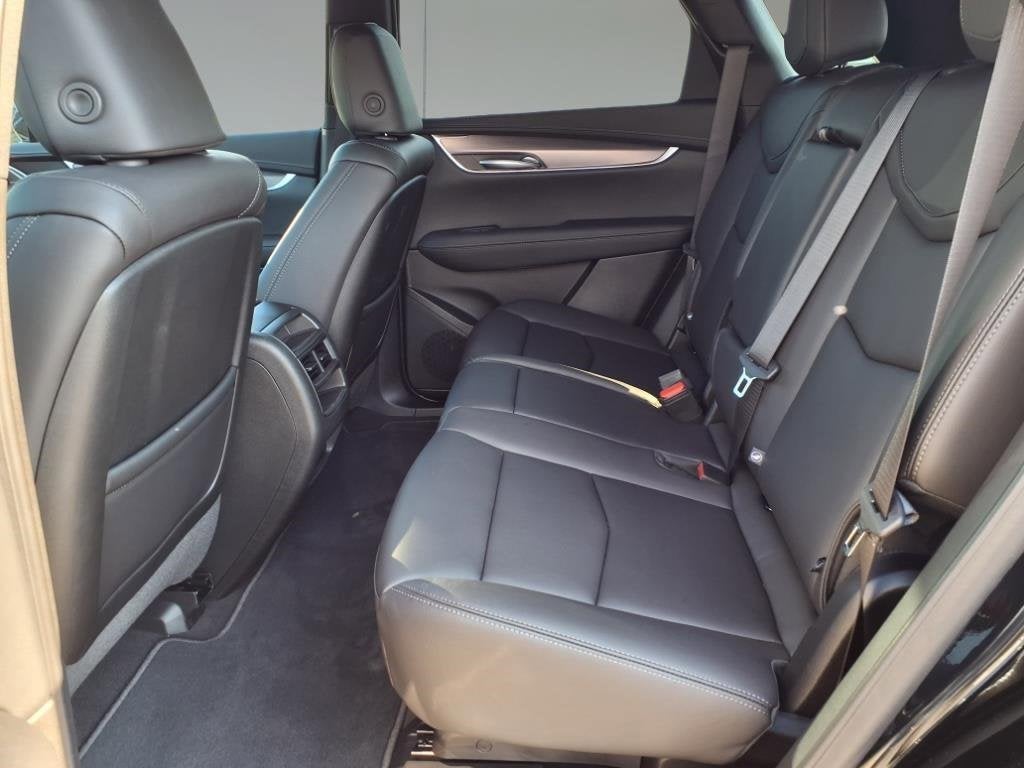 2025 Cadillac XT5 Luxury