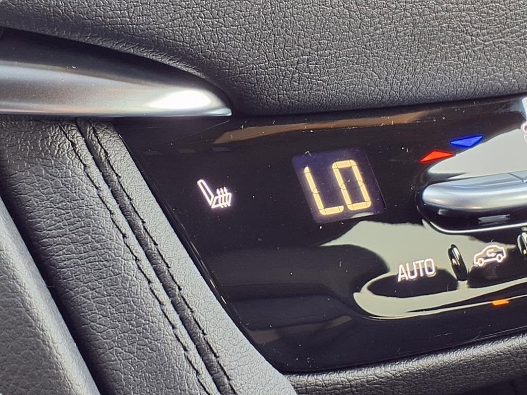 2025 Cadillac XT5 Luxury