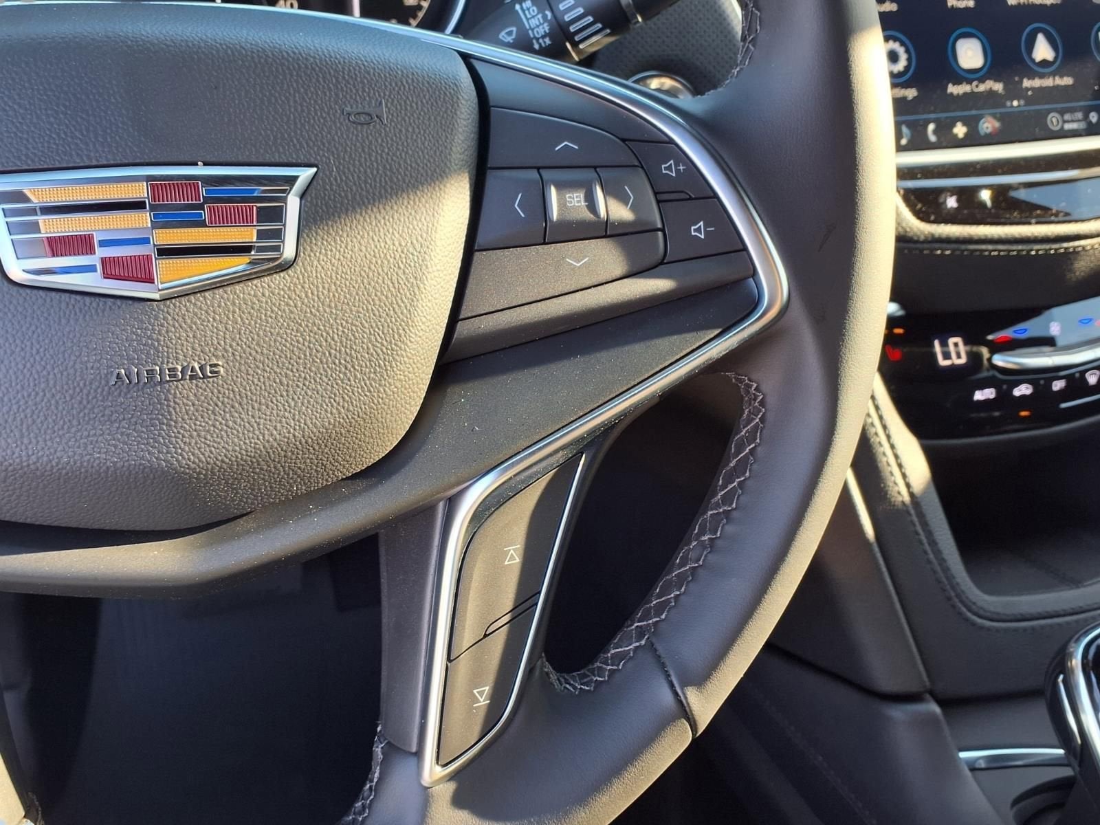 2026 Cadillac XT5 Luxury