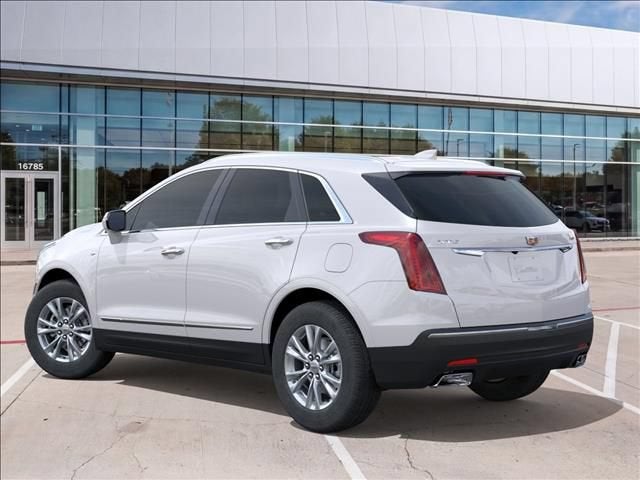 2026 Cadillac XT5 Luxury