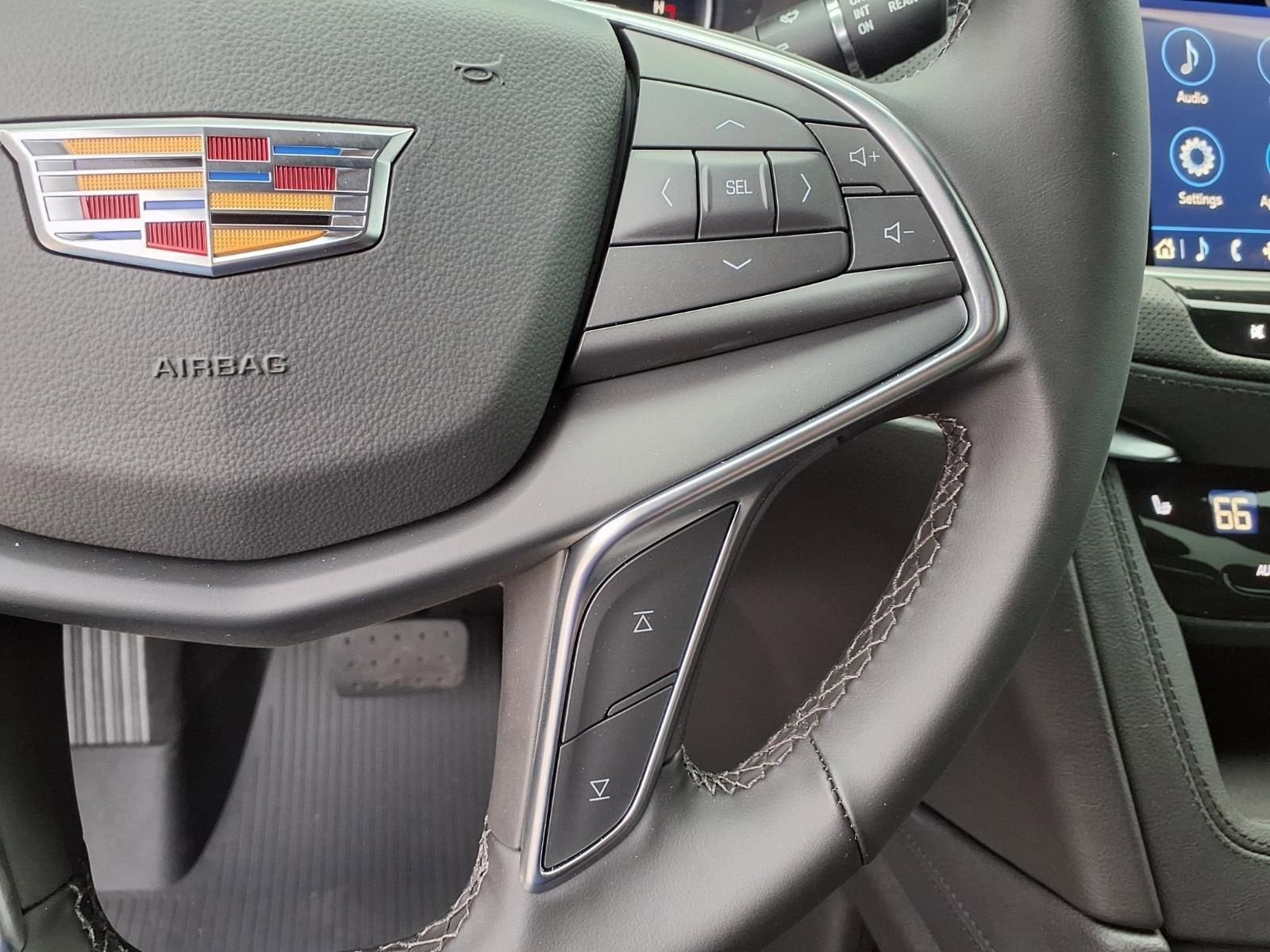 2026 Cadillac XT5 Luxury