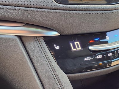 2025 Cadillac XT5 Luxury