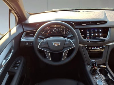 2026 Cadillac XT5 Luxury