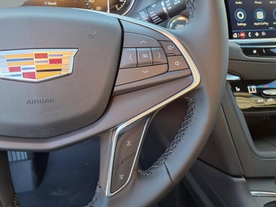 2026 Cadillac XT5 Luxury