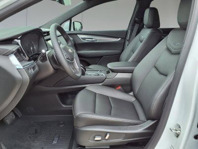 2026 Cadillac XT5 Luxury