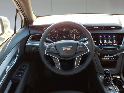 2026 Cadillac XT5 Luxury