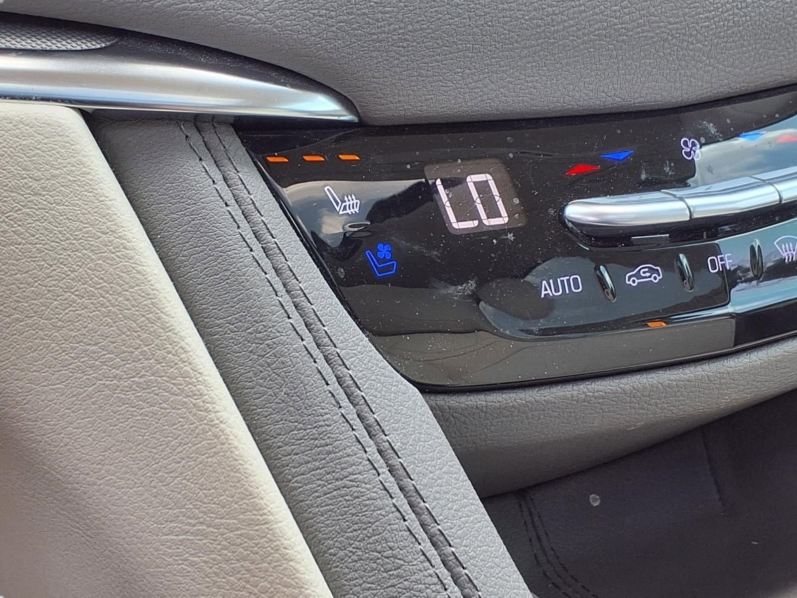 2021 Cadillac XT5 FWD Premium Luxury