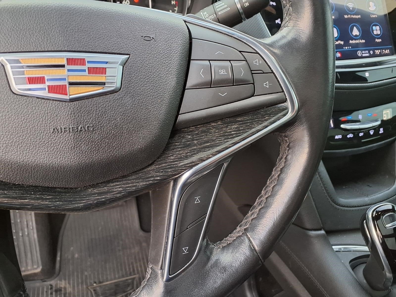 2021 Cadillac XT5 FWD Premium Luxury