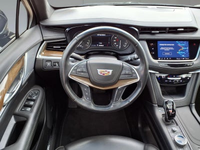 2022 Cadillac XT5 Premium Luxury