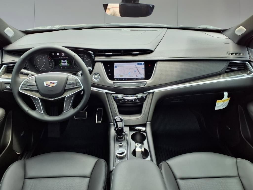 2025 Cadillac XT5 Sport