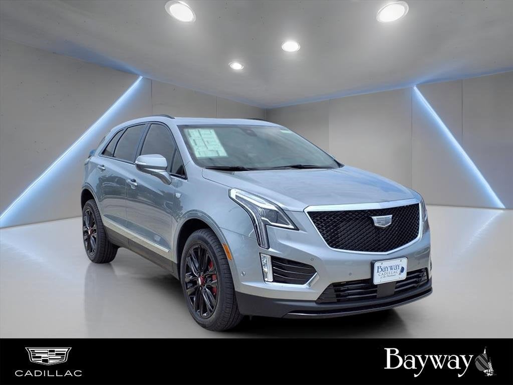 2025 Cadillac XT5 Sport