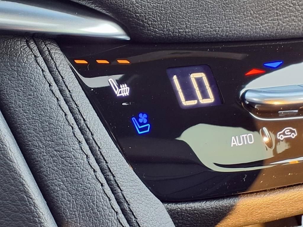 2025 Cadillac XT5 Sport