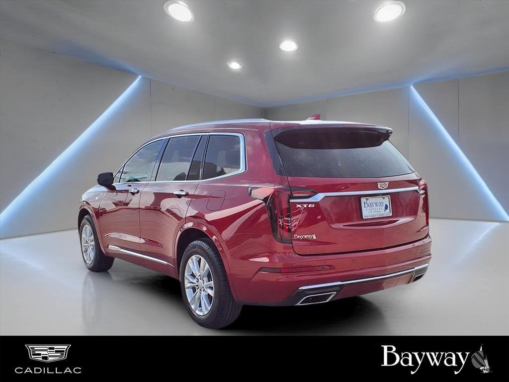 2024 Cadillac XT6 Luxury