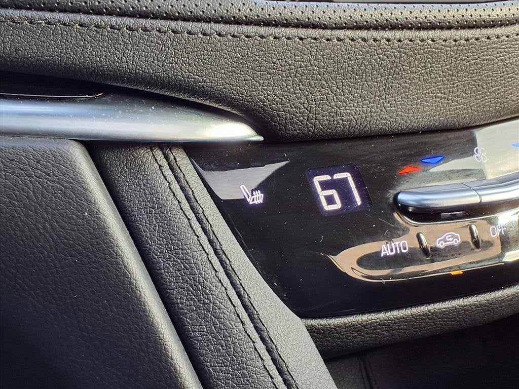 2024 Cadillac XT6 Luxury