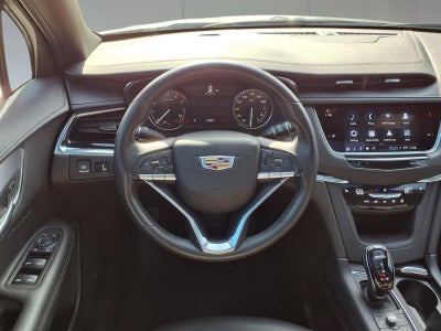 2025 Cadillac XT6 Luxury