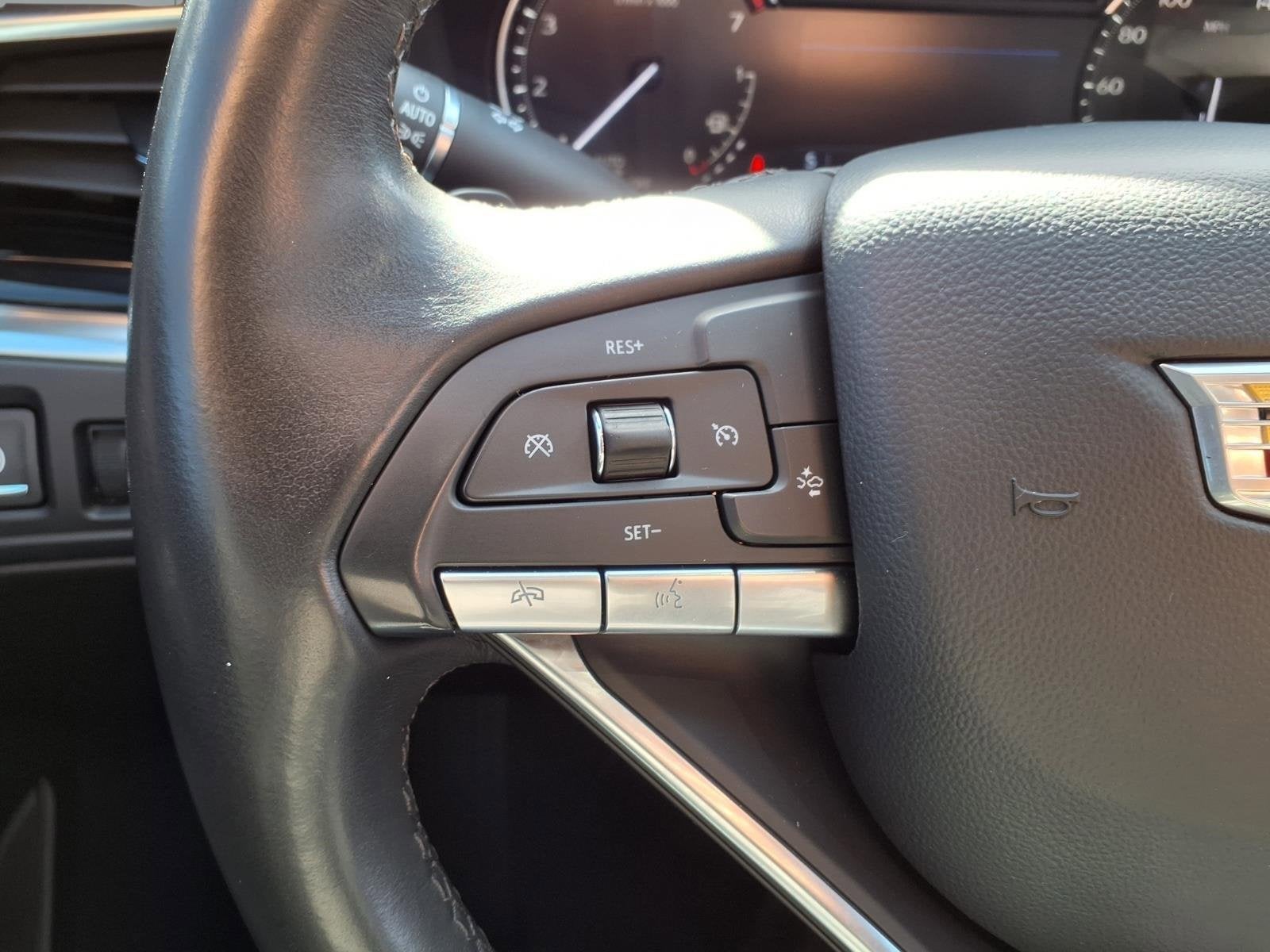 2025 Cadillac XT6 Luxury