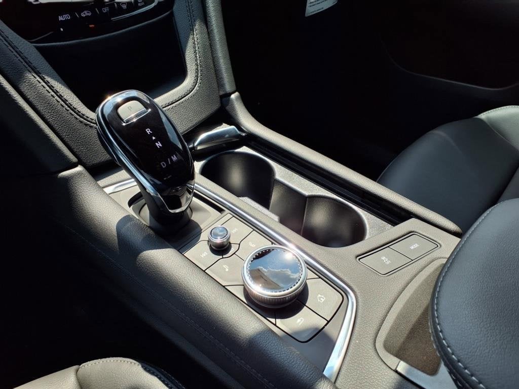 2025 Cadillac XT6 Luxury