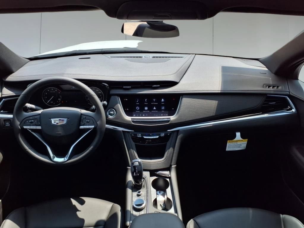 2025 Cadillac XT6 Luxury