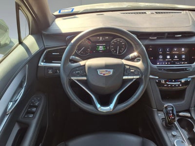 2024 Cadillac XT6 Luxury
