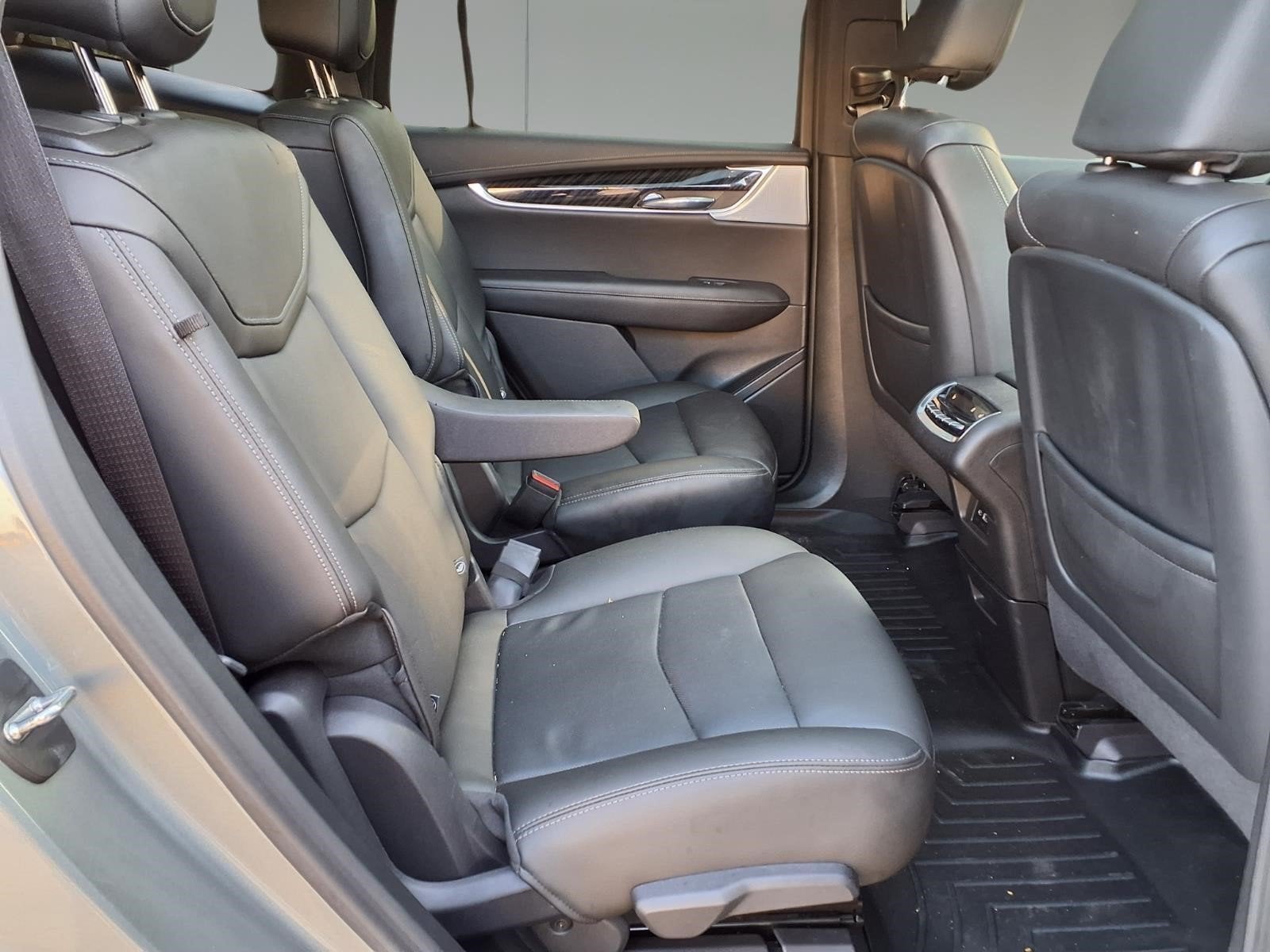 2023 Cadillac XT6 FWD Premium Luxury