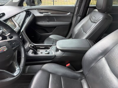 2022 Cadillac XT6 Sport