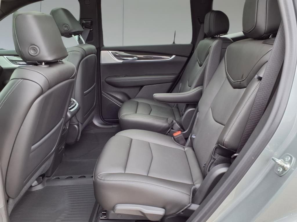 2025 Cadillac XT6 Sport