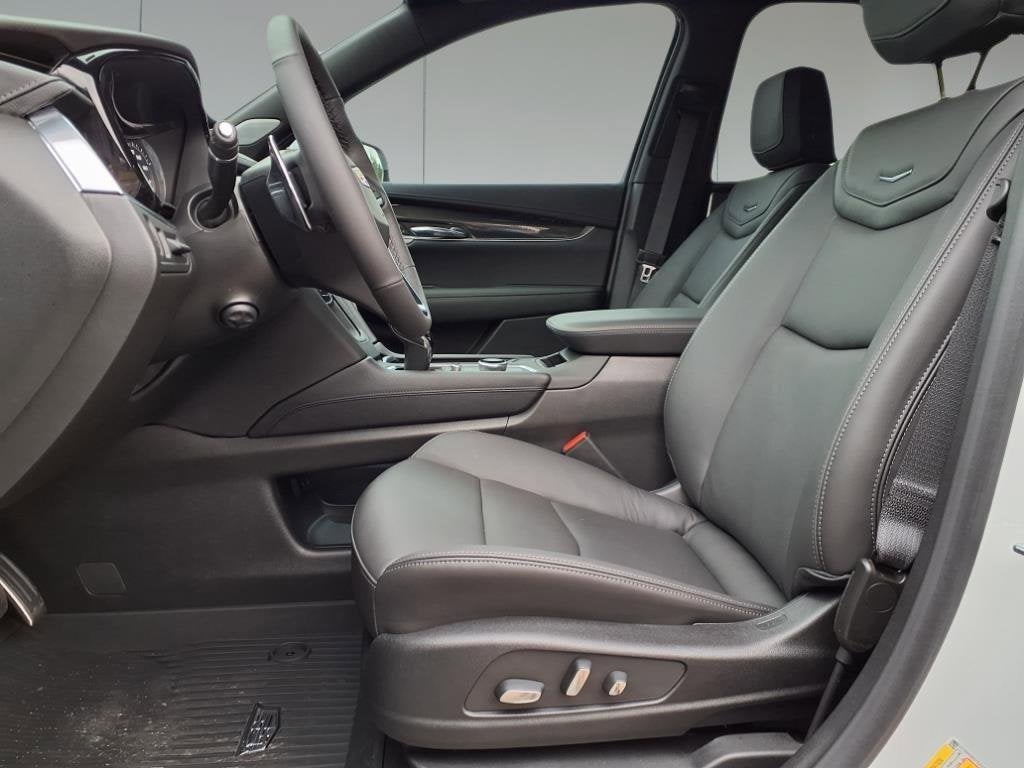 2025 Cadillac XT6 Sport