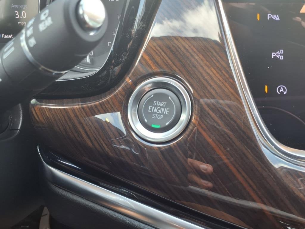 2025 Cadillac XT6 Sport