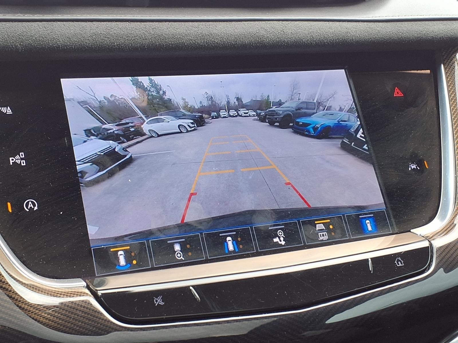 2025 Cadillac XT6 Sport