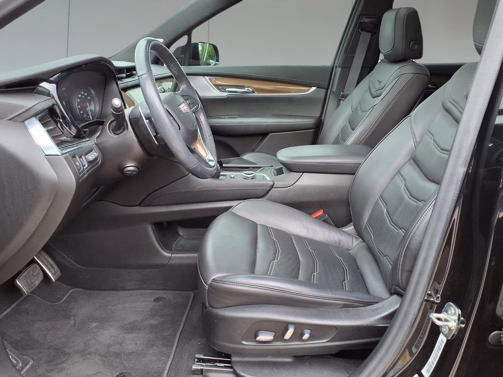 2020 Cadillac XT6 Sport