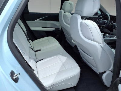 2024 Cadillac LYRIQ Luxury 1