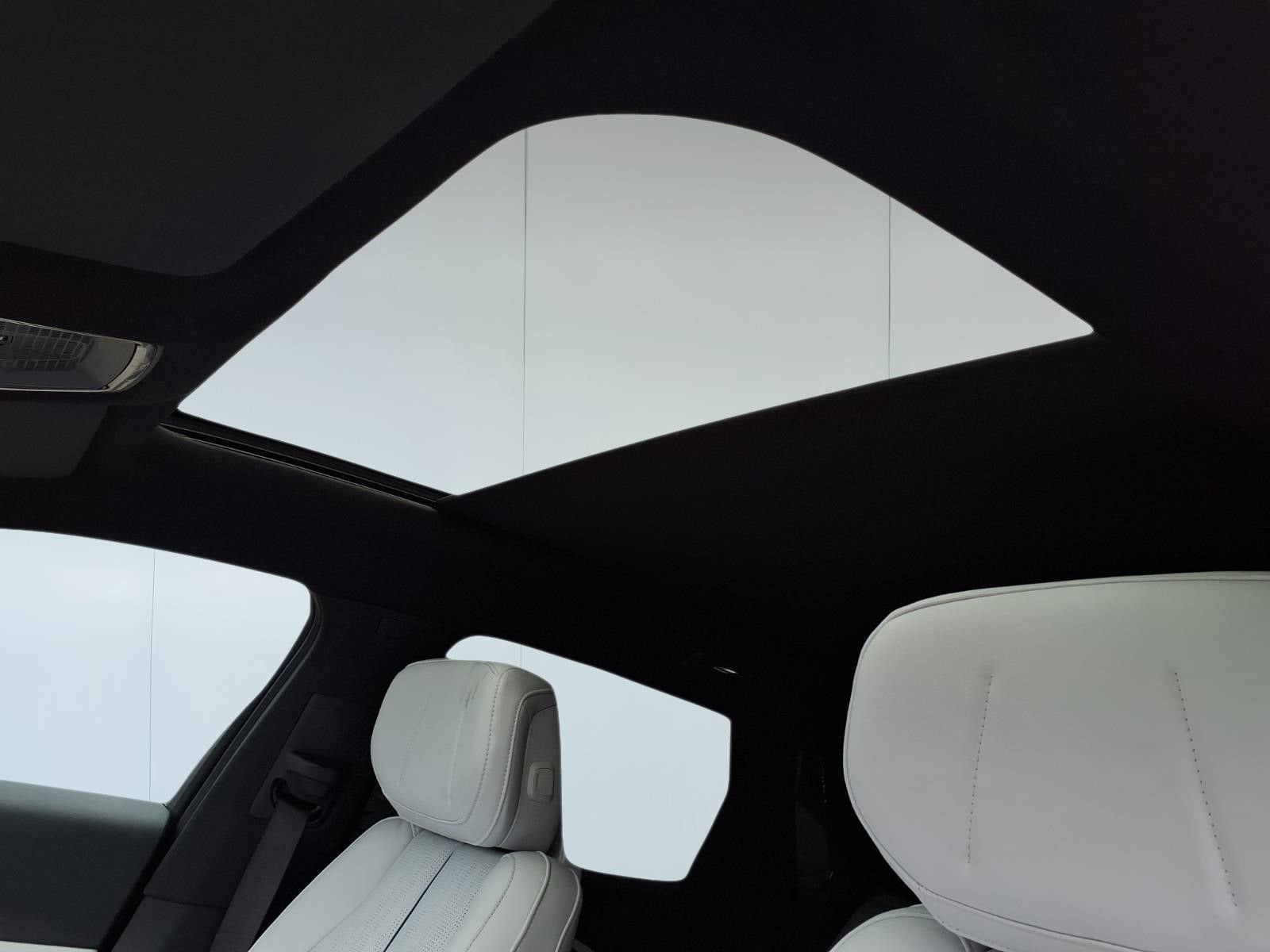 2024 Cadillac LYRIQ Sport 1