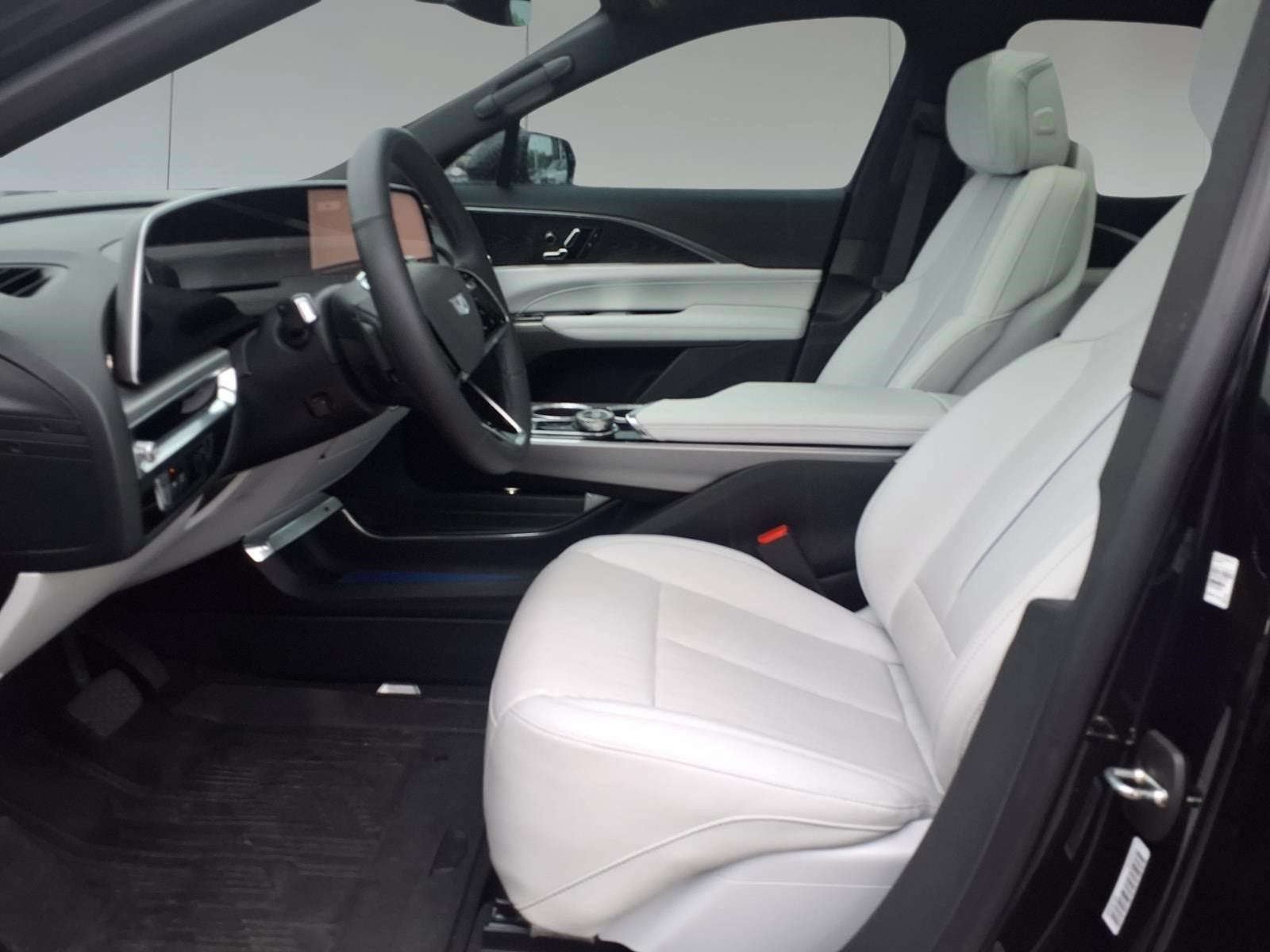 2024 Cadillac LYRIQ Sport 1