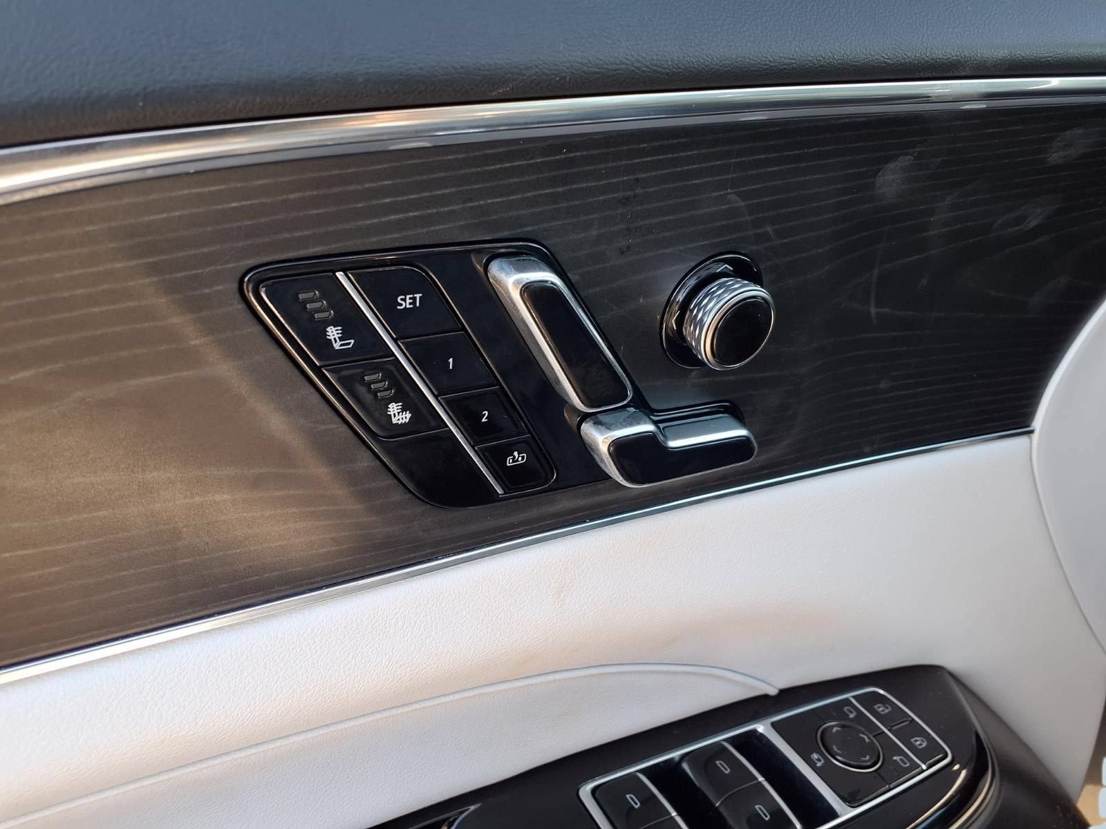 2024 Cadillac LYRIQ Sport 1