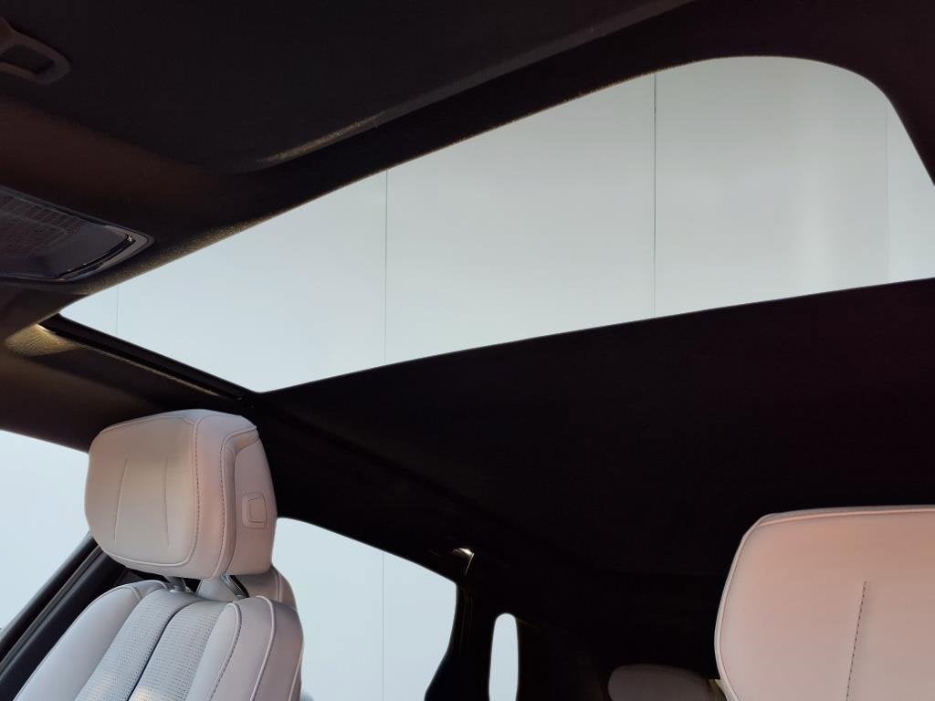 2025 Cadillac LYRIQ Sport 1