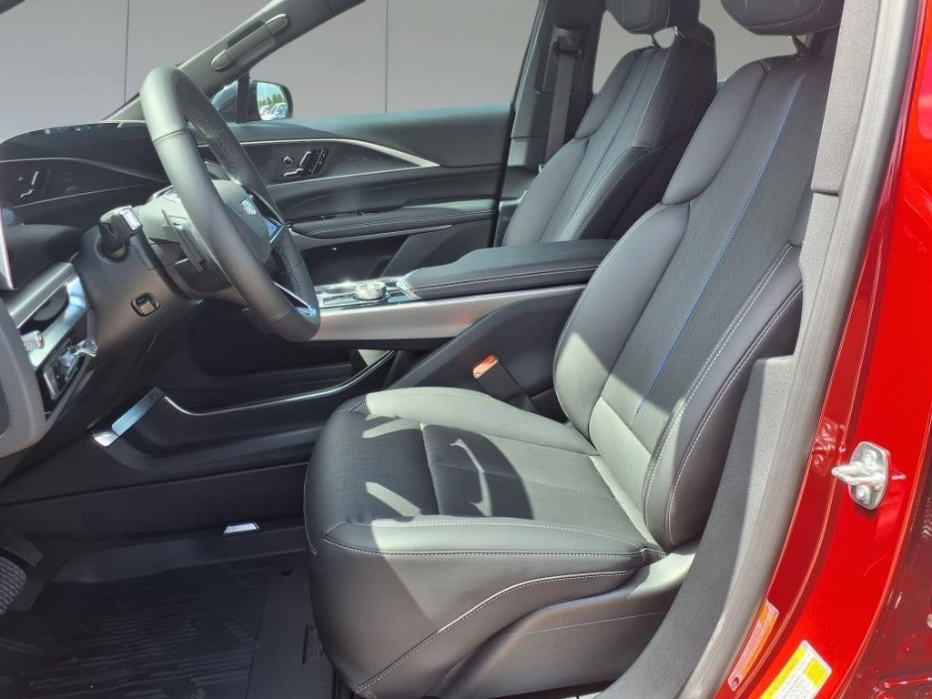 2025 Cadillac LYRIQ Sport 1