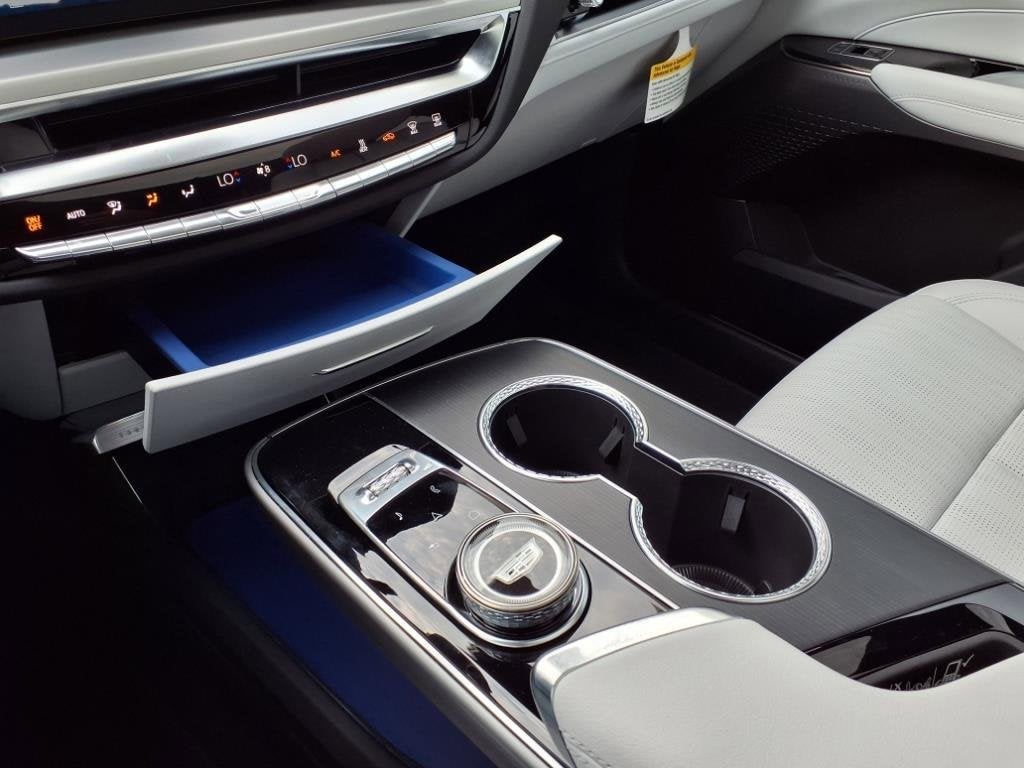 2025 Cadillac LYRIQ Sport 1