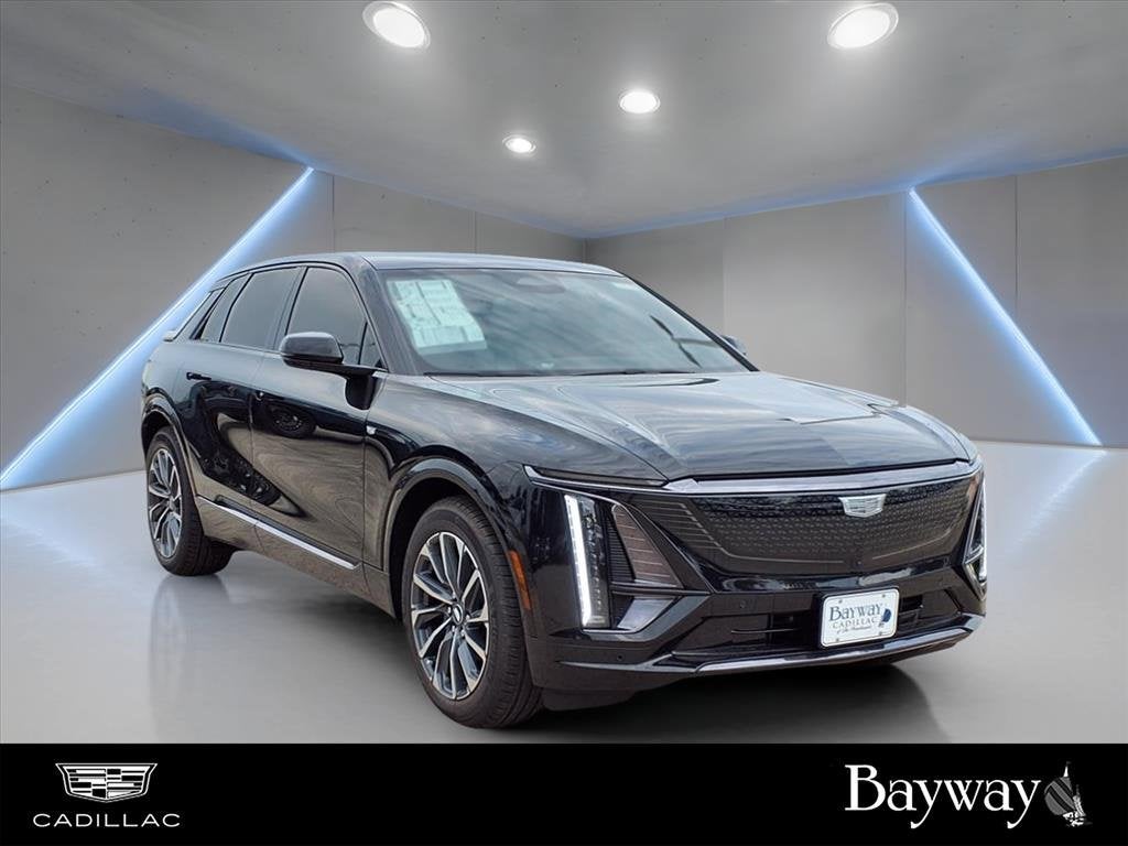 2025 Cadillac LYRIQ Sport 1