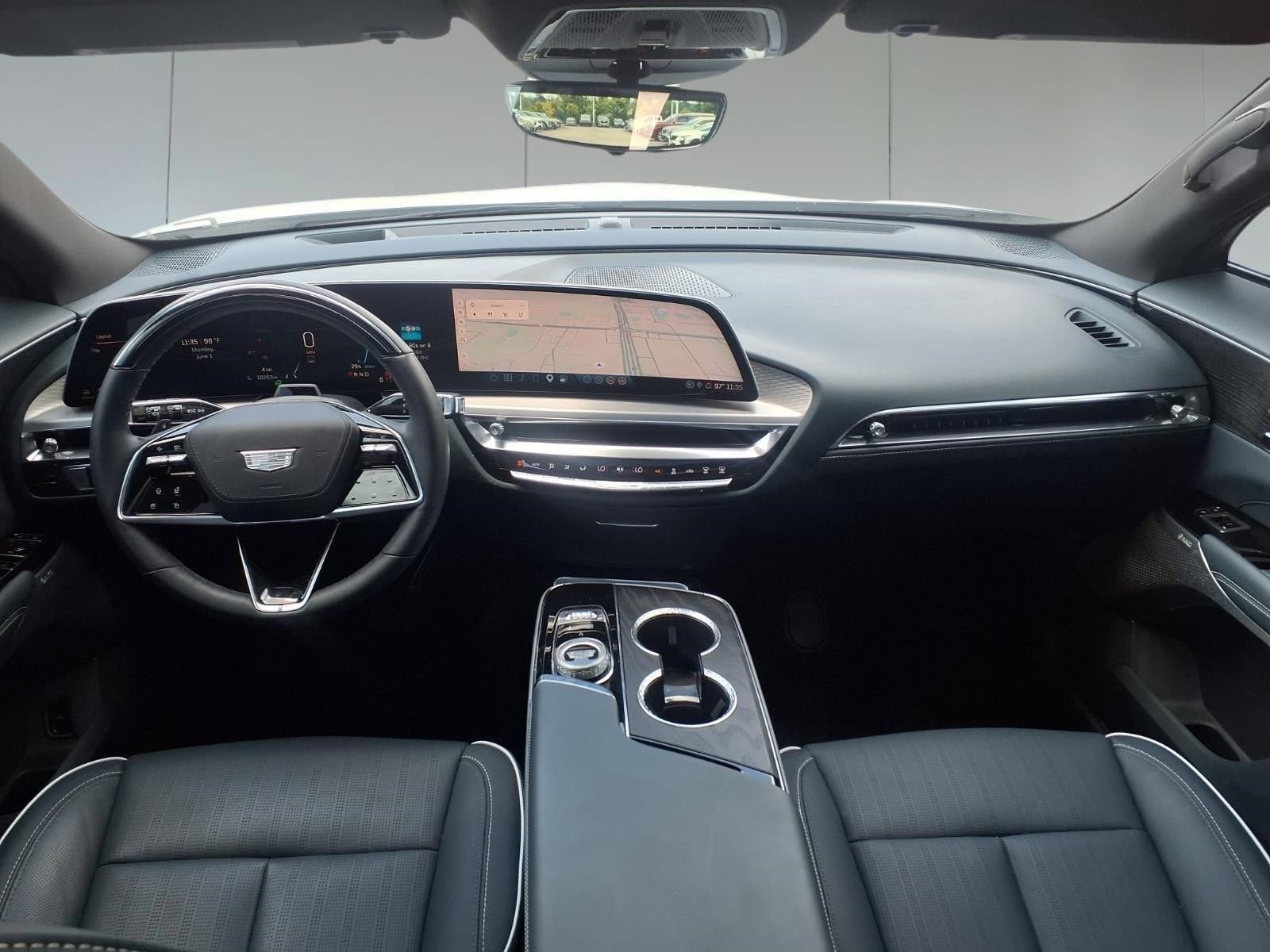 2024 Cadillac LYRIQ Sport 3