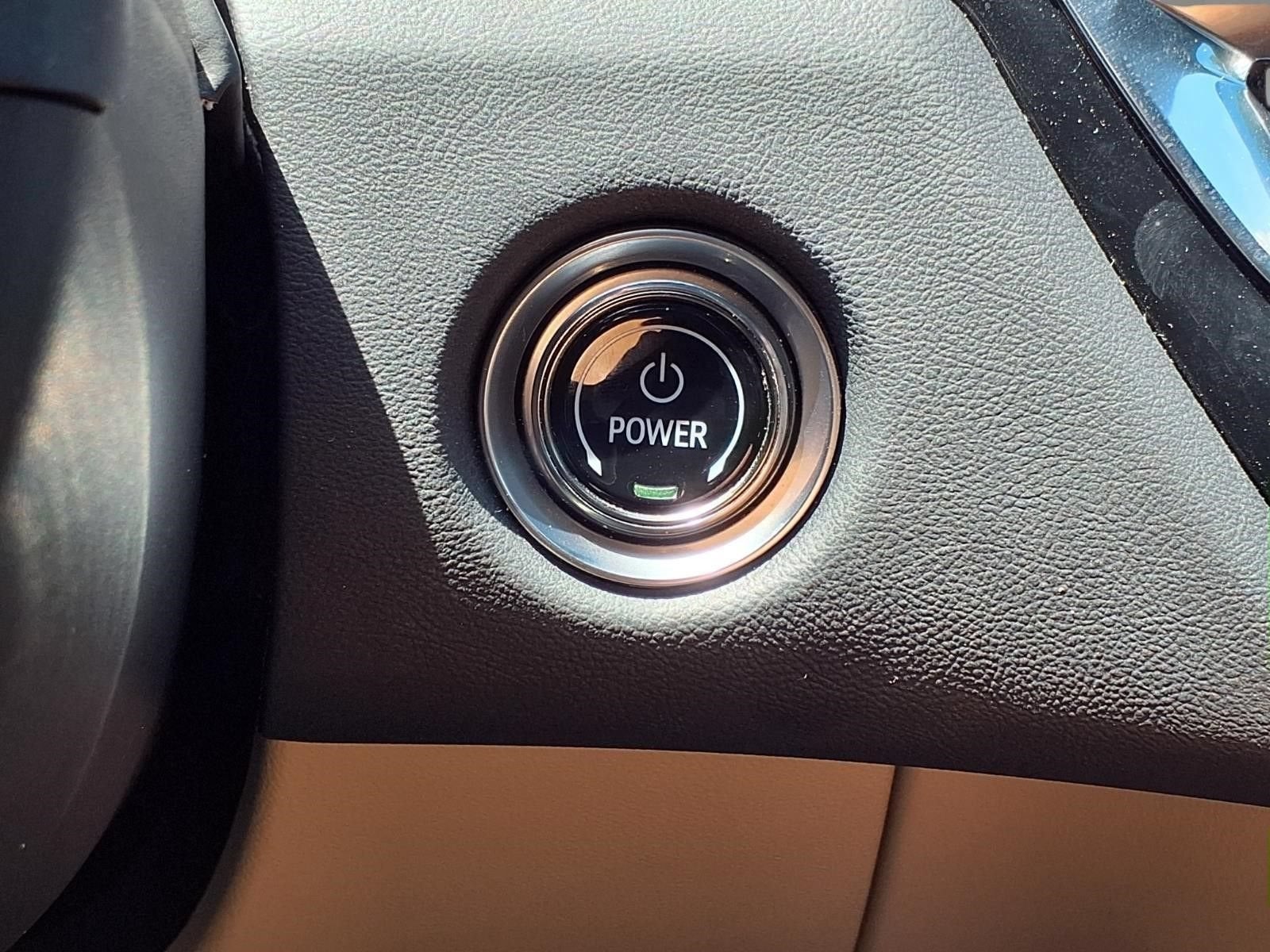 2024 Cadillac LYRIQ Sport 3