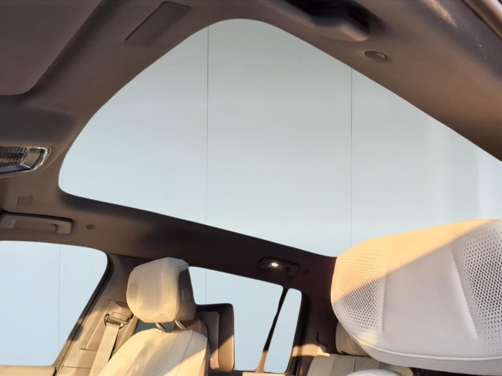 2026 Cadillac ESCALADE IQL Luxury