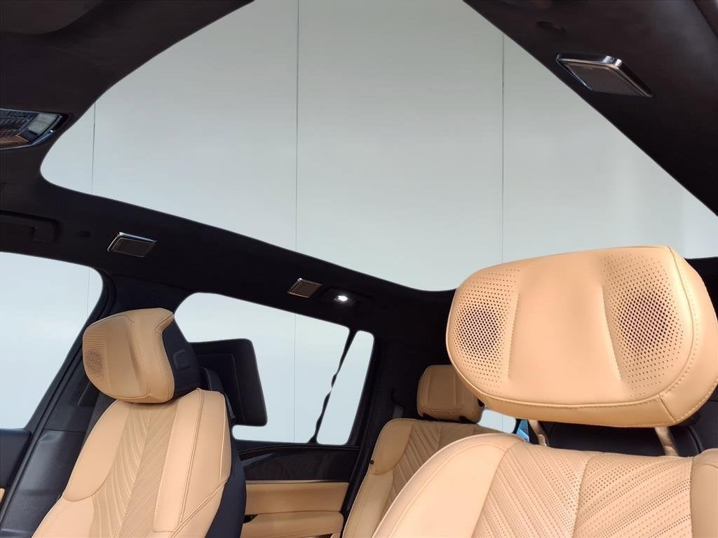 2026 Cadillac ESCALADE IQL Premium Sport